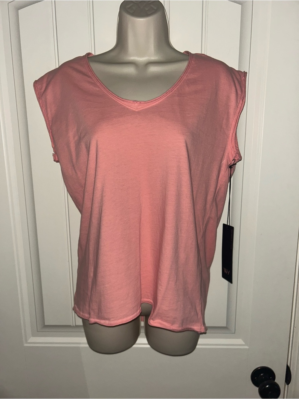 NWT Wear it to Heart Relaxed Coral Pink V-Neck Tank Top Muscle Tee Sz XS